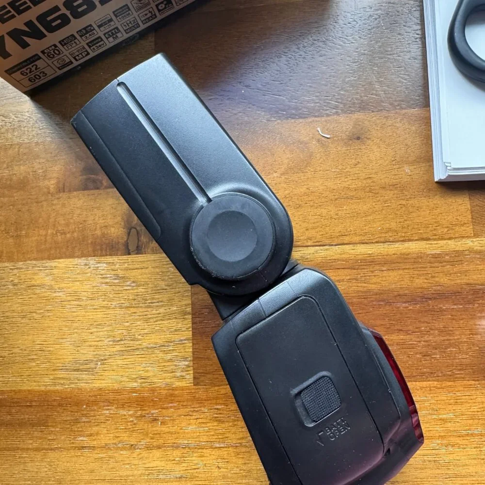 Yongnuo YN685 Wireless TTL Speedlite for Nikon Cameras